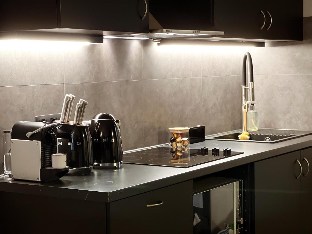 Astrid Apartment Спа Екстериор снимка